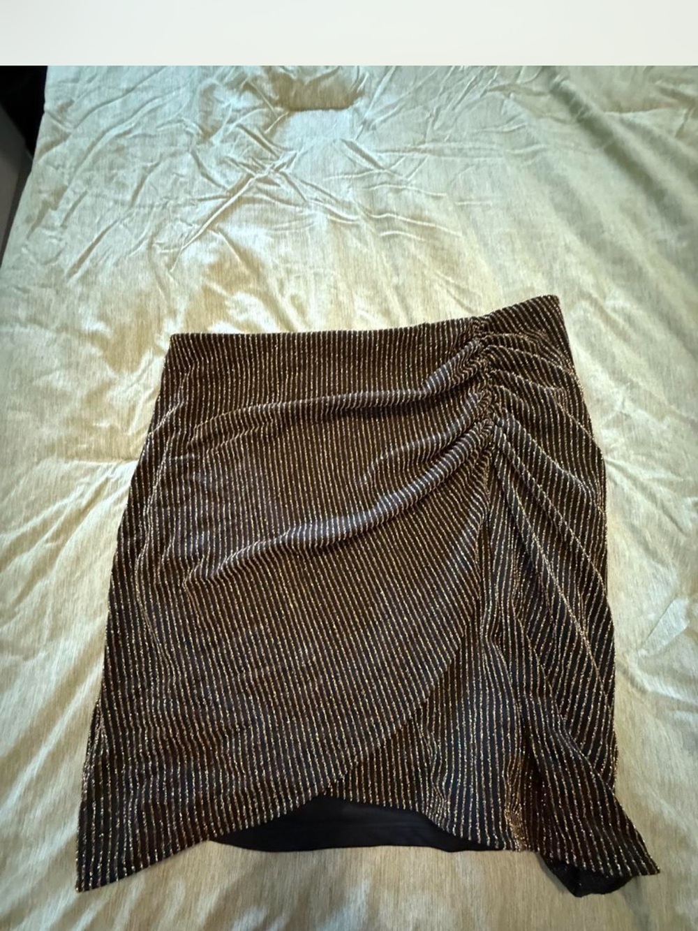 Women's Black & Gold Metallic Stripe Ruched Skirt